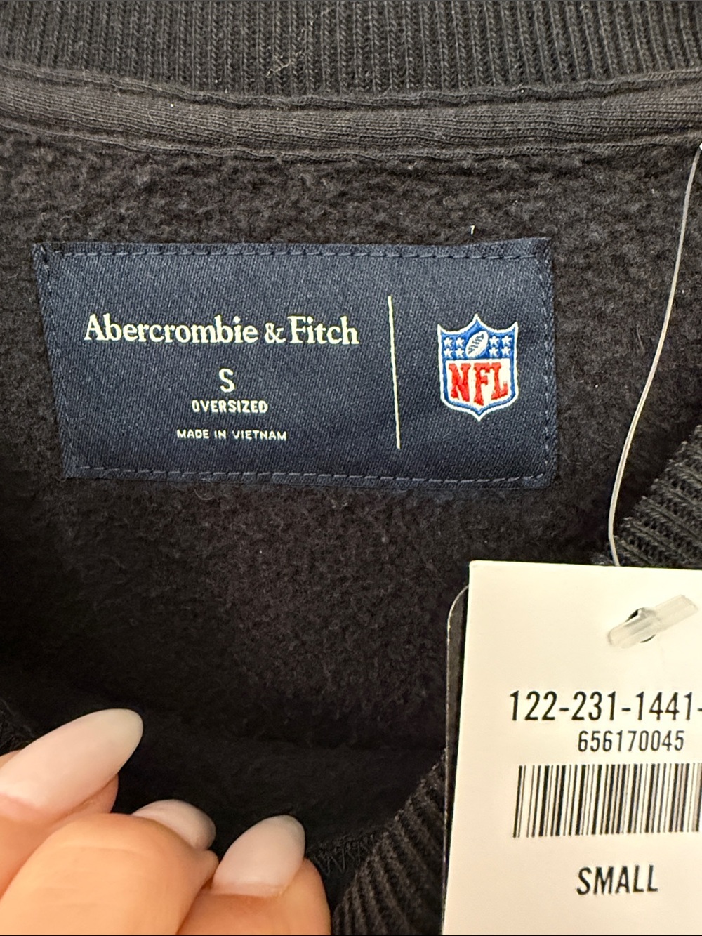 Abercrombie & Fitch Black Kansas City Chiefs Graphic Crewneck - Picture 2 of 4